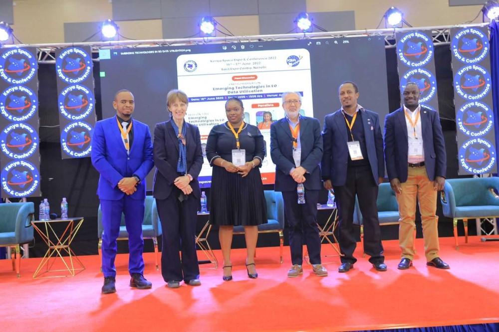 Dr Ken and pannelists a Kenya Space Expo