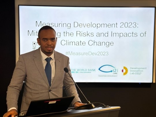 DE Africa Capacity Development Lead, Dr Kenneth Mubea, attended and presented at MeasureDev