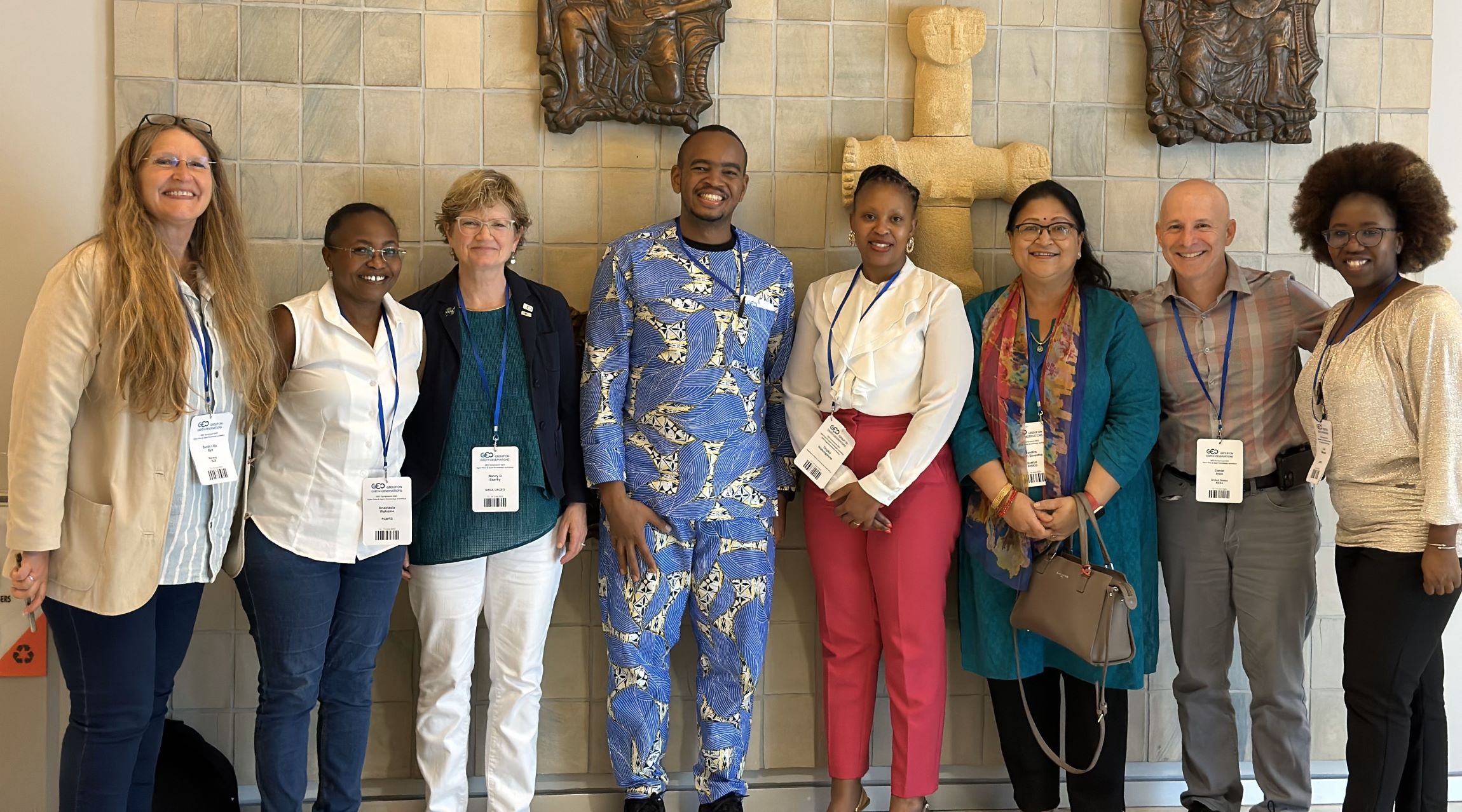 Group of photo showing Diversity and Inclusion at the Open Data & Open Knowledge workshop #ODOK including Bente Lilja Bye (Norway), Anastasia (RCMRD), Nancy Searby (NASA), Tinyiko Ntshongwana (Department of Science and Innovation in South Africa), Mandira Shrestha (ICIMOD, Nepal), Dan Irwin (NASA), and Lulu Makapela (CSIR/ South Africa Geo)