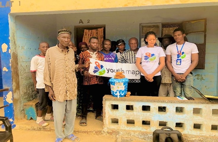 Momoh Lamin (centre) with his project team from Youthmappers Technical University East